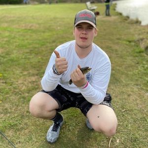 Meet your Posher, Devin